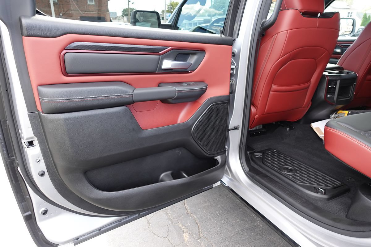 Used 2025 RAM 1500 Rebel AWD/4WD image 21