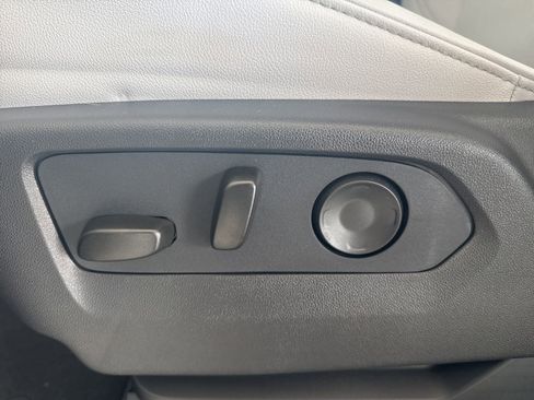 New 2026 Chevrolet Tahoe Premier image 24