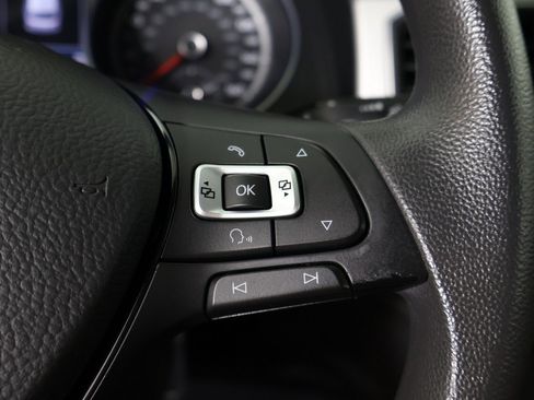 Used 2018 Volkswagen Atlas Launch Edition image 39