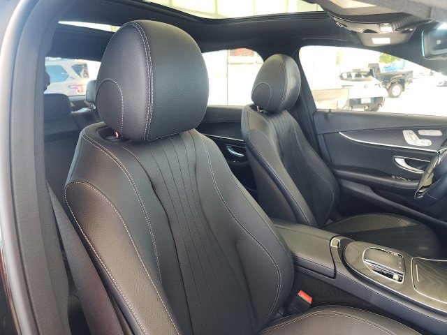 Used 2022 Mercedes-Benz E 350 4MATIC Sedan image 27