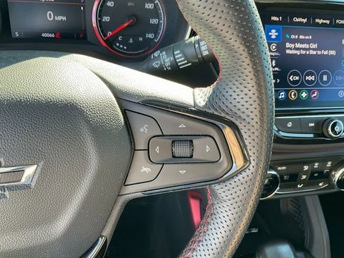 Used 2023 Chevrolet TrailBlazer RS w/ Sun and Liftgate Package image 13