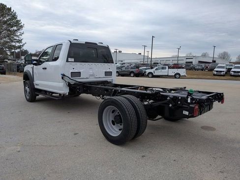 New 2026 Ford F550 4x4 Supercab Super Duty image 6