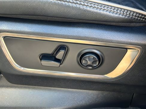 Used 2020 RAM 1500 Limited image 13