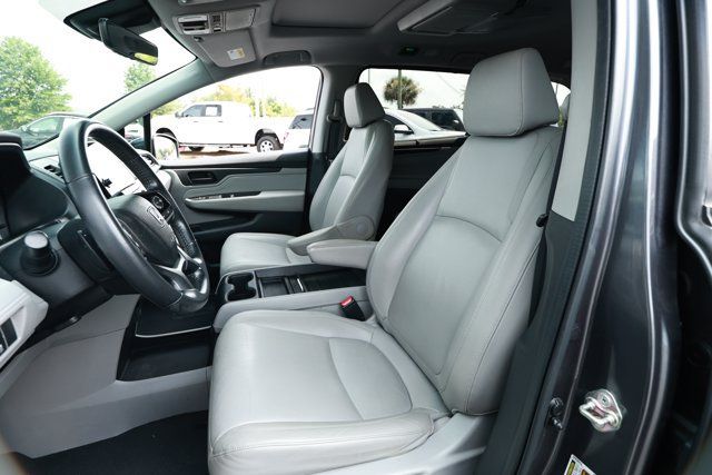 Used 2018 Honda Odyssey Touring image 27