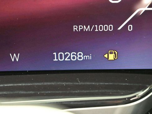 Certified 2025 Cadillac Escalade Sport w/ LPO, ONYX Package AWD/4WD image 24