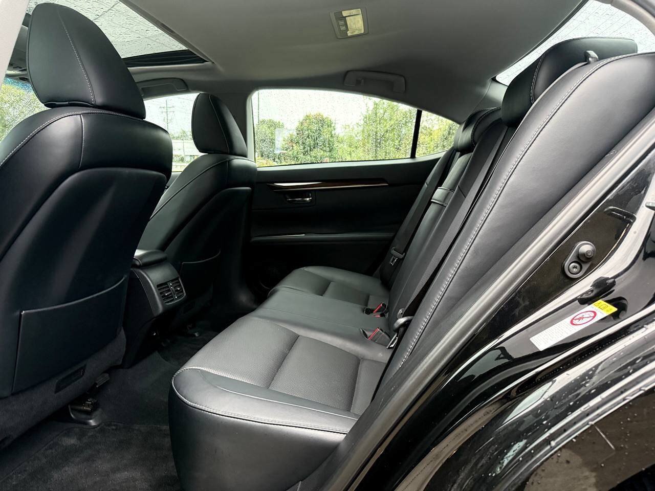 Used 2017 Lexus ES 350 w/ Navigation System Package FWD image 36