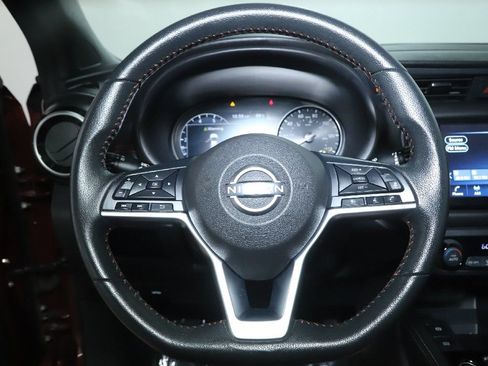 Certified 2023 Nissan Kicks SR FWD image 23
