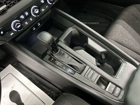 Used 2024 Honda Accord EX image 17