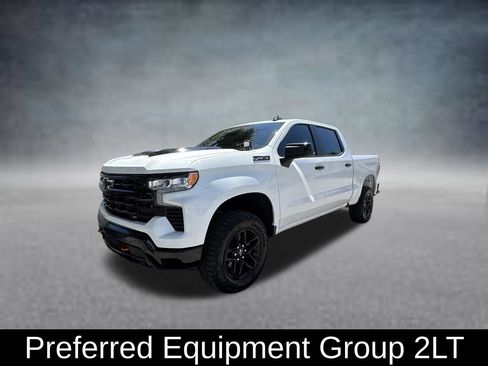 Used 2024 Chevrolet Silverado 1500 LT Trail Boss AWD/4WD image 3