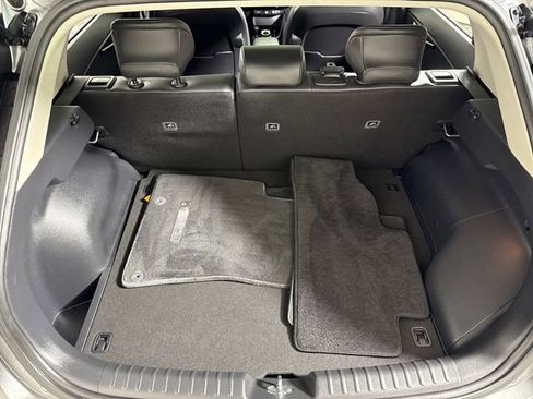 Used 2025 Kia Niro EX w/ EX Cold Weather Package image 27