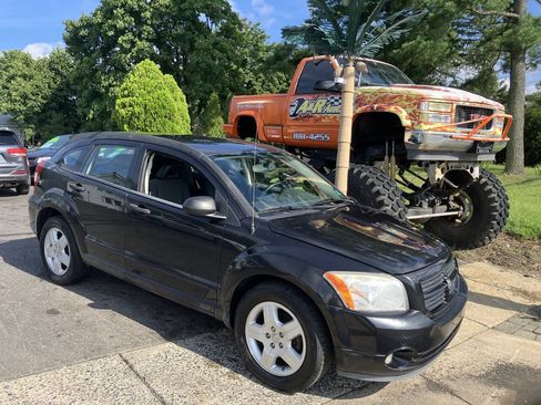 Used 2008 Dodge Caliber SXT w/ Driver Convenience Group FWD image 2