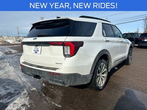 New 2026 Ford Explorer ST-Line image 7