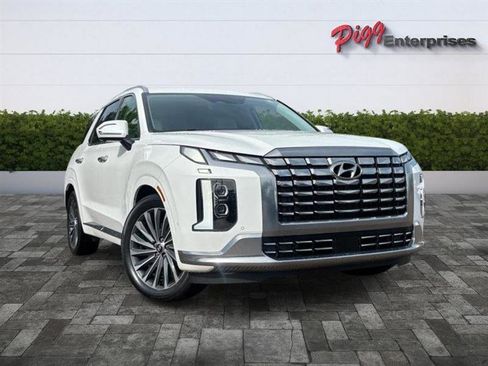 Used 2023 Hyundai Palisade Calligraphy AWD/4WD image 2
