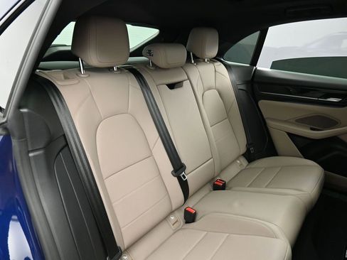 Certified 2025 Porsche Macan 4S Electric image 27