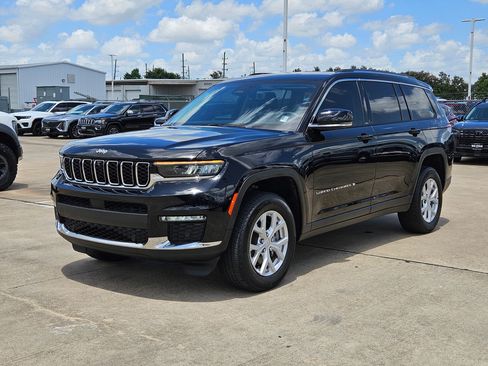 Used 2023 Jeep Grand Cherokee L Limited w/ Luxury Tech Group II AWD/4WD image 10