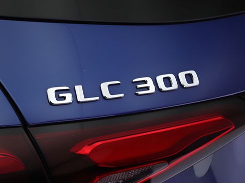 Certified 2023 Mercedes-Benz GLC 300 image 19