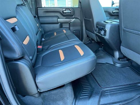 Used 2022 GMC Sierra 2500 AT4 image 18