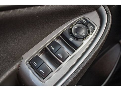Used 2023 Chevrolet Malibu LT FWD image 34