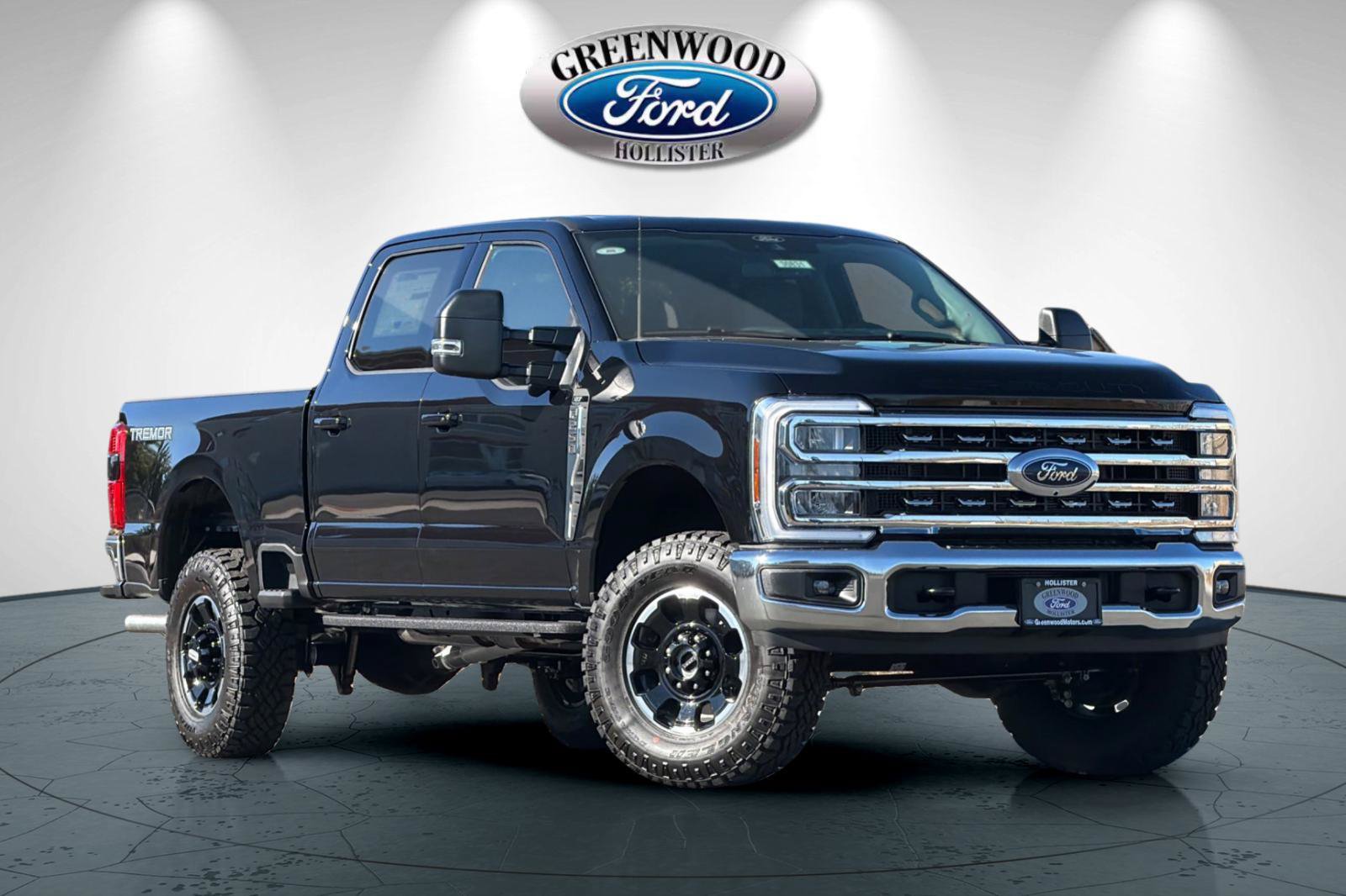 New 2026 Ford F250 XLT w/ XLT Premium Package AWD/4WD image 1