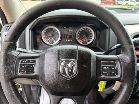 Used 2017 RAM 2500 SLT AWD/4WD image 15