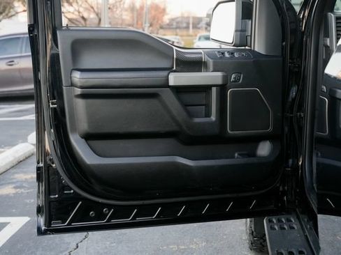 Used 2018 Ford F150 Raptor w/ Equipment Group 802A Luxury AWD/4WD image 19