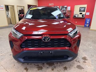 Used 2025 Toyota RAV4 XLE w/ Convenience Package video 2