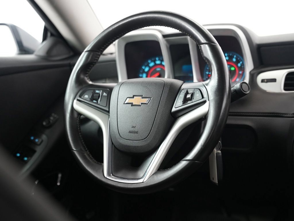 Used 2013 Chevrolet Camaro LT RWD image 11