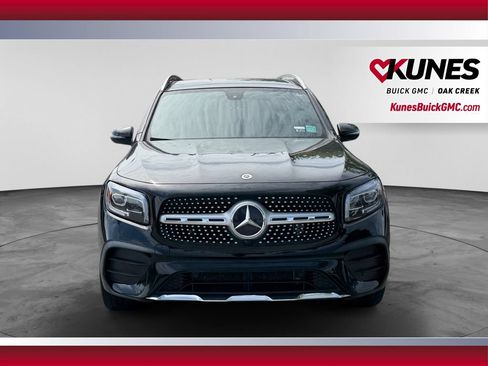 Used 2022 Mercedes-Benz GLB 250 4MATIC image 3