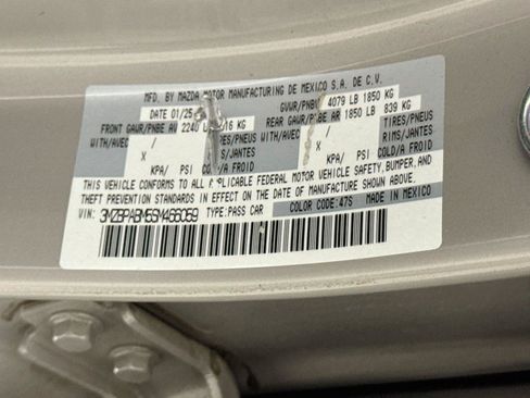 Used 2025 MAZDA MAZDA3 s FWD image 29