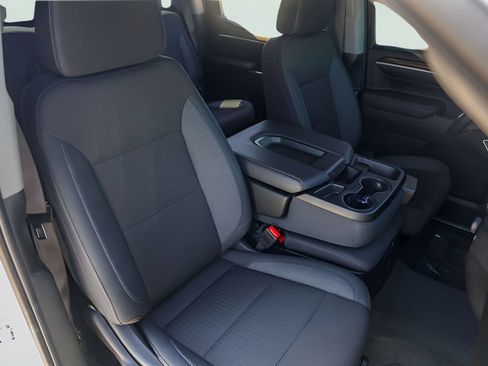 Used 2024 Chevrolet Silverado 1500 RST AWD/4WD image 32
