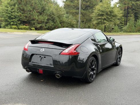 Used 2018 Nissan 370Z Touring image 7