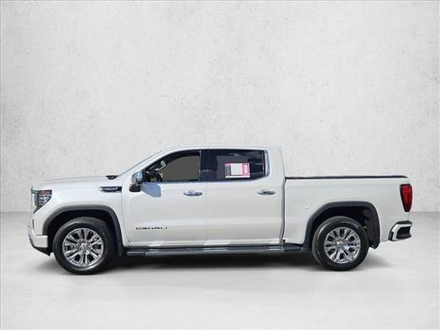 Used 2023 GMC Sierra 1500 Denali AWD/4WD image 9