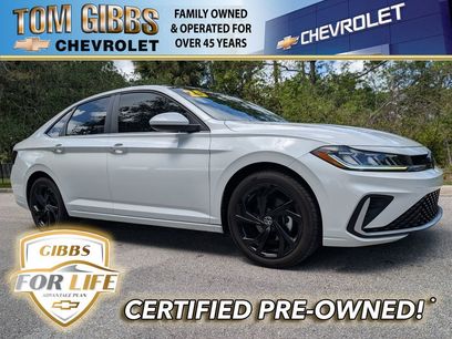 Used 2025 Volkswagen Jetta SE