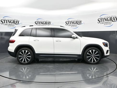 Used 2022 Mercedes-Benz GLB 250 4MATIC image 8