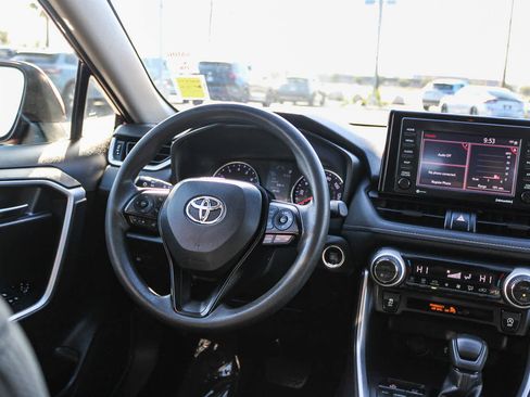 Used 2021 Toyota RAV4 XLE image 15