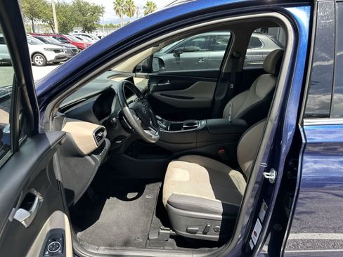 Used 2023 Hyundai Santa Fe SEL FWD image 2