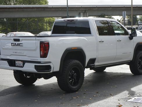 Used 2023 GMC Sierra 2500 Denali w/ Denali Ultimate Package image 7