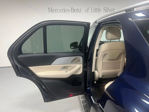 Used 2022 Mercedes-Benz GLE 350 4MATIC image 23