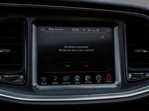 Used 2015 Dodge Challenger SXT Plus RWD image 33