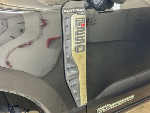 Certified 2024 Ford F250 Platinum AWD/4WD image 23