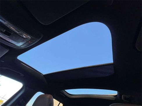 Used 2022 Mercedes-Benz GLB 250 GLB 250 w/ AMG Line image 31