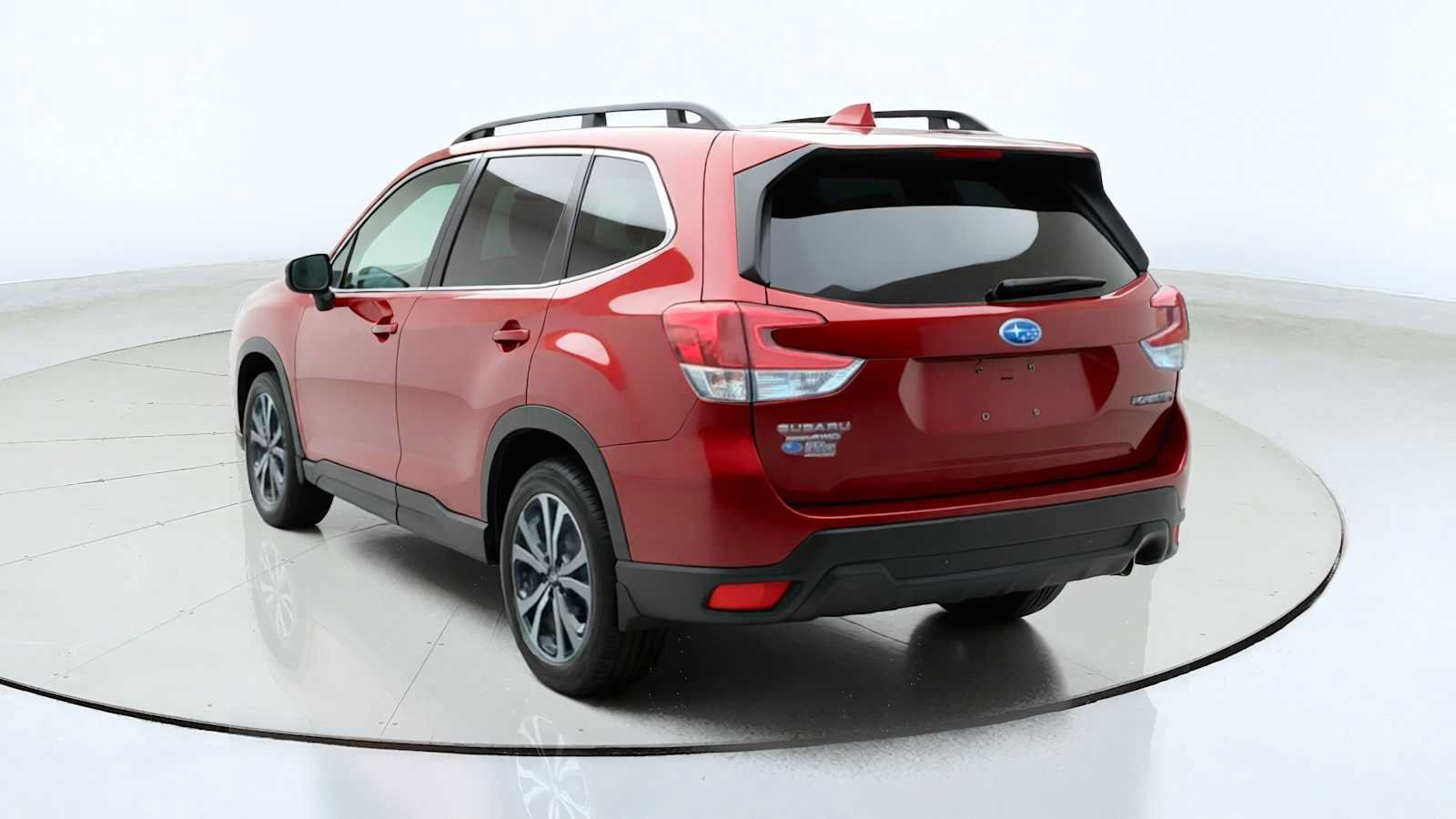 Certified 2023 Subaru Forester Limited AWD/4WD image 8