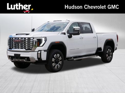 New 2026 GMC Sierra 3500 Denali w/ Denali Reserve Package AWD/4WD image 1