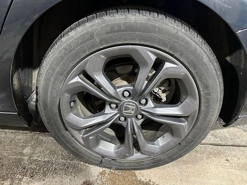 Used 2023 Honda Accord EX image 29