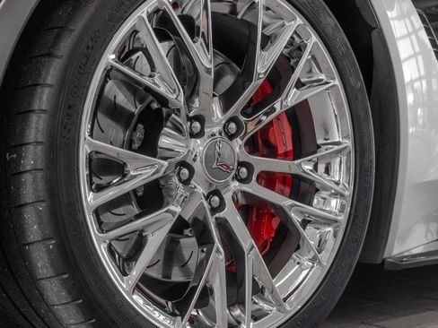 Used 2017 Chevrolet Corvette Z06 w/ Battery Protection Package RWD image 26