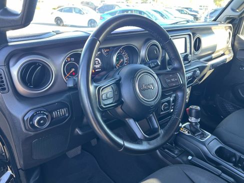 Used 2020 Jeep Wrangler Sport image 7