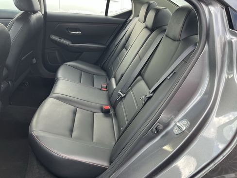 Used 2024 Nissan Sentra SR w/ SR Premium Package image 11