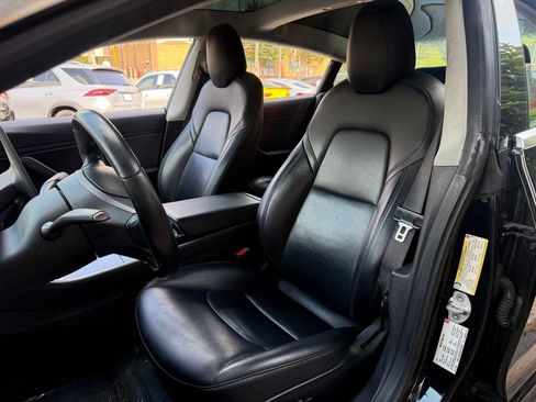 Used 2018 Tesla Model 3 Long Range RWD image 26