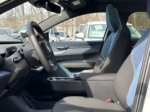 New 2026 Volvo EX30 Cross Country Ultra w/ Protection Package Premier AWD/4WD image 10