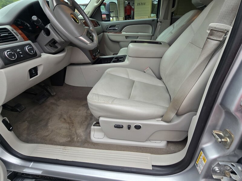 Used 2013 Chevrolet Silverado 3500 LTZ w/ LTZ Plus Package AWD/4WD image 12